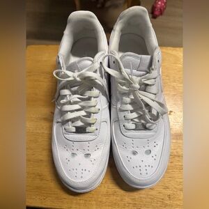 Nike White Sports Sneakers